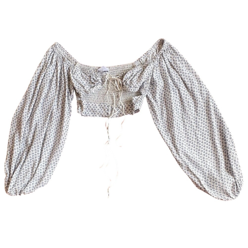 Skylar + Madison‎ Lacing Smocked Cropped Top Size S